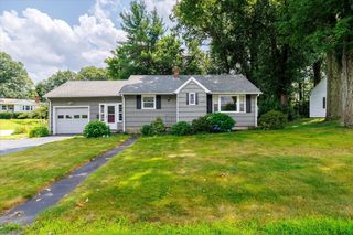 1 Melba Ave, Auburn, MA 01501
