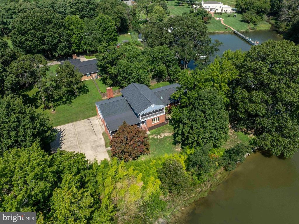 405 COVE RD, Queenstown, MD 21658