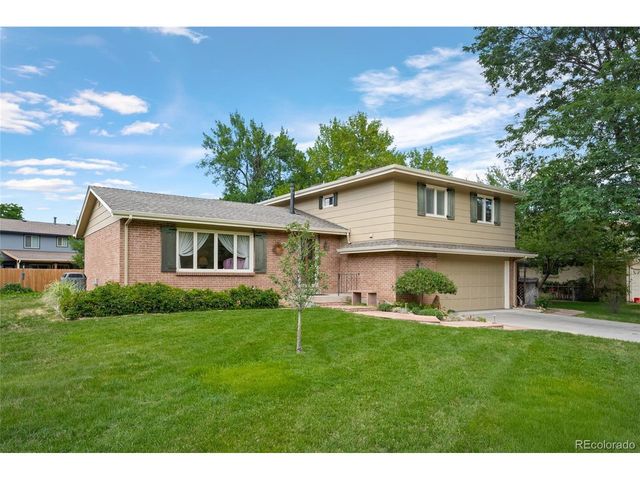 12143 W 68th Ave, Arvada, CO 80004