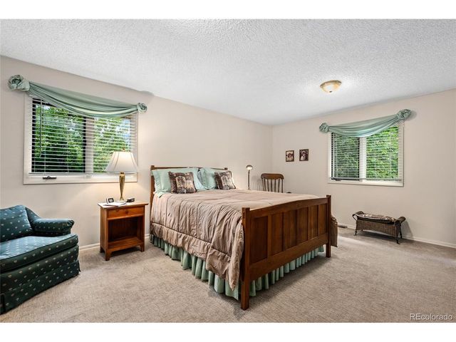 12143 W 68th Ave, Arvada, CO 80004