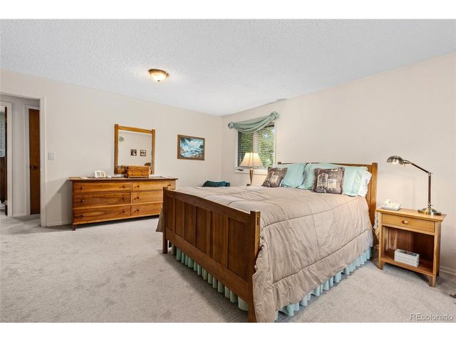 12143 W 68th Ave, Arvada, CO 80004