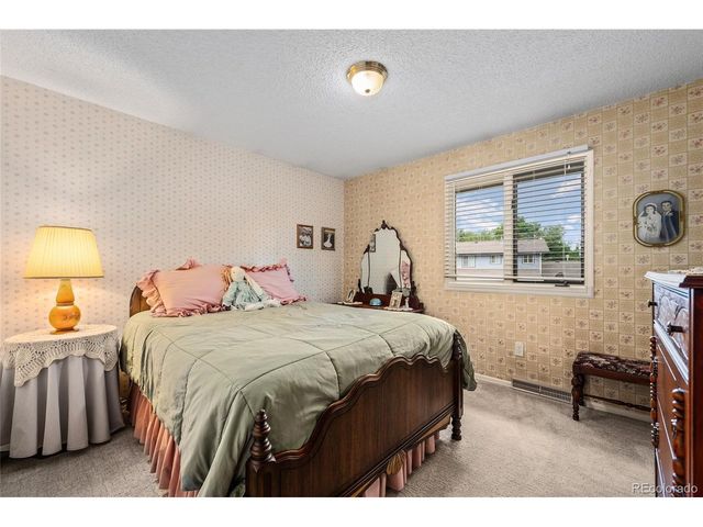 12143 W 68th Ave, Arvada, CO 80004