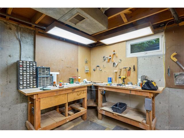 12143 W 68th Ave, Arvada, CO 80004