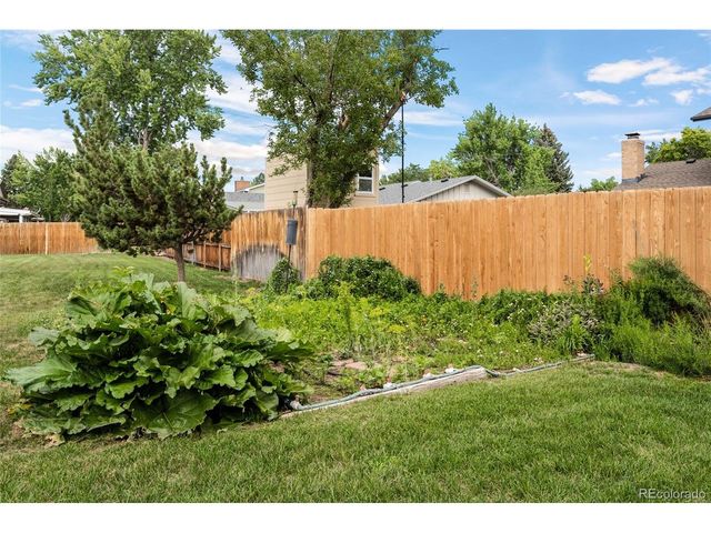 12143 W 68th Ave, Arvada, CO 80004