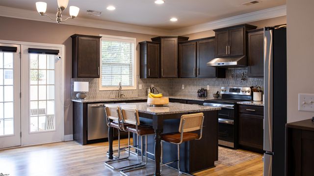 608 Troutdale Lane, Simpsonville, SC 29680