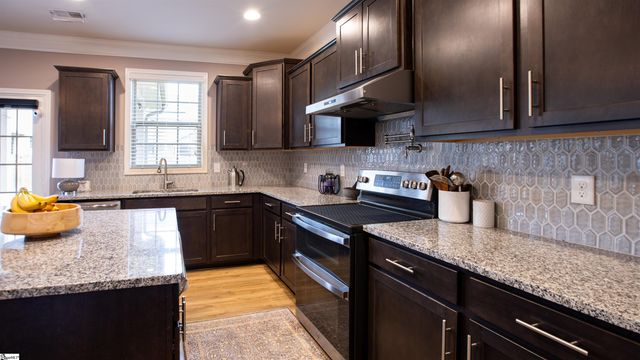 608 Troutdale Lane, Simpsonville, SC 29680