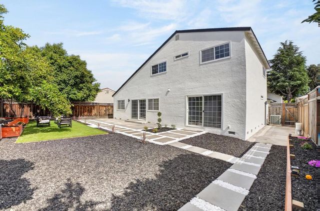 1425 Blackstone Avenue, San Jose, CA 95118
