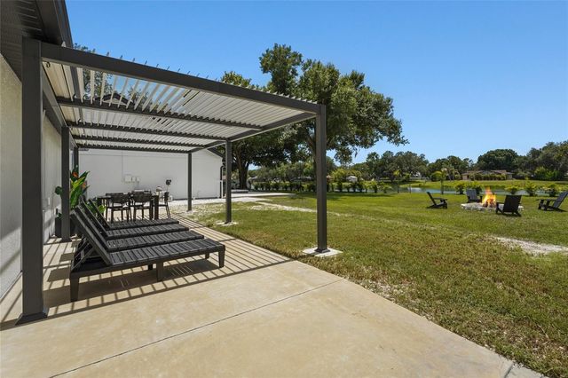 906 136TH STREET E, Bradenton, FL 34212