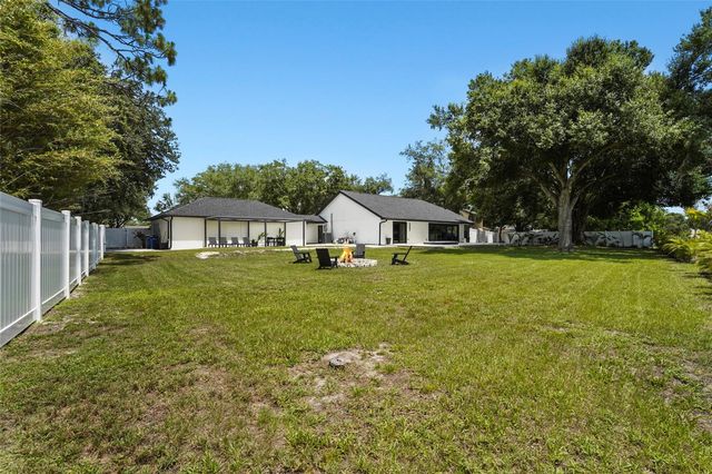 906 136TH STREET E, Bradenton, FL 34212