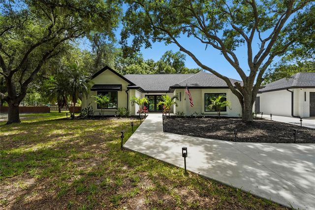 906 136TH STREET E, Bradenton, FL 34212