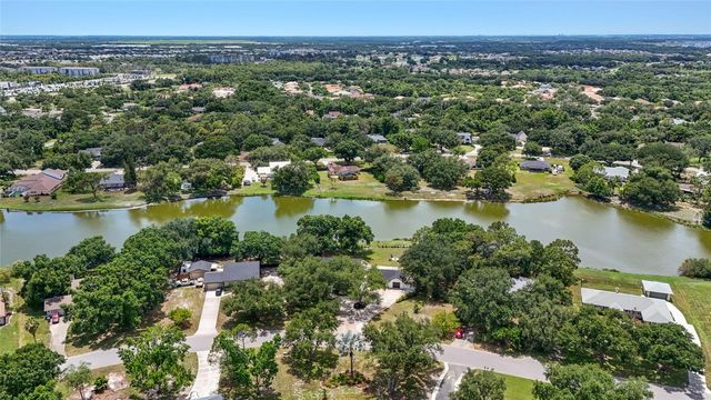 906 136TH STREET E, Bradenton, FL 34212
