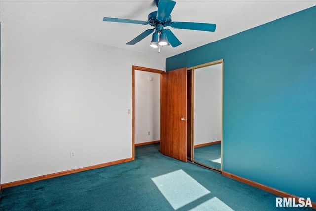 203 Wintergreen Drive, Chatham, IL 62629