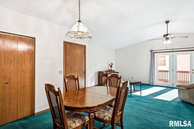 203 Wintergreen Drive, Chatham, IL 62629