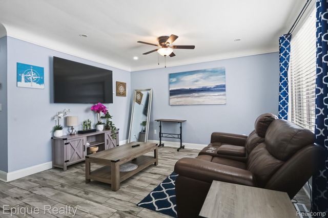 22200 Le Fever Avenue, Warren, MI 48091