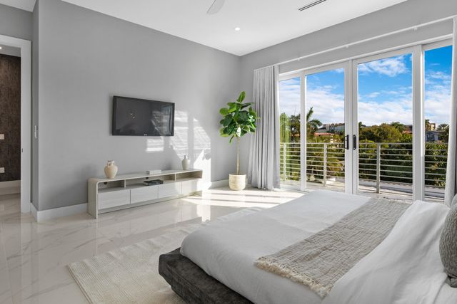 15 SE 11th Avenue, Fort Lauderdale, FL 33301