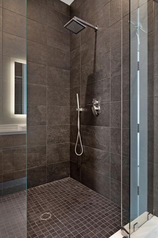 15 SE 11th Avenue, Fort Lauderdale, FL 33301