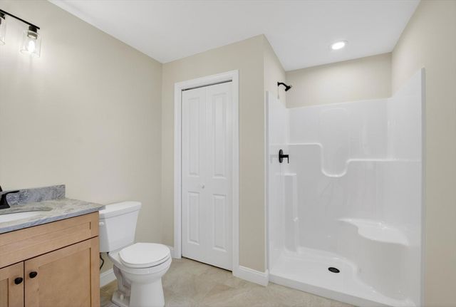 22 Greystone 22, Haverhill, MA 01835