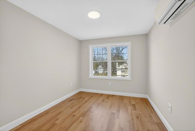 22 Greystone 22, Haverhill, MA 01835
