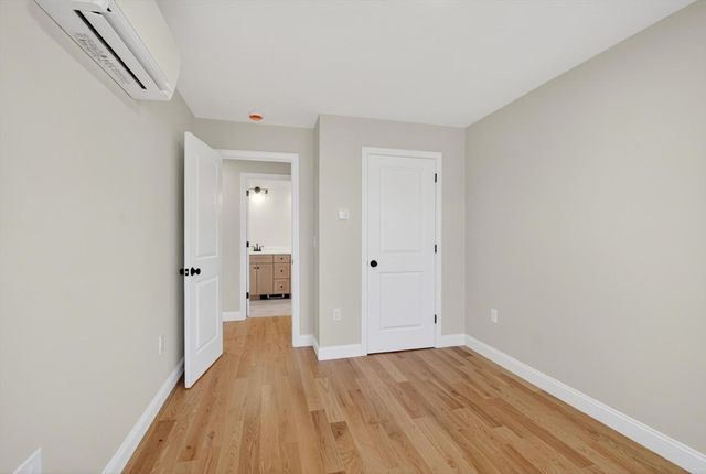 22 Greystone 22, Haverhill, MA 01835