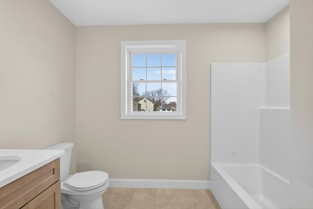 22 Greystone 22, Haverhill, MA 01835