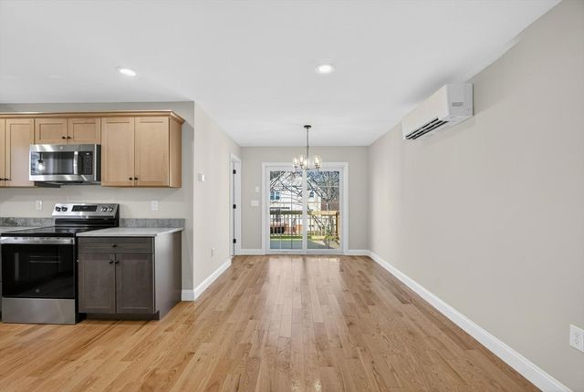 22 Greystone 22, Haverhill, MA 01835