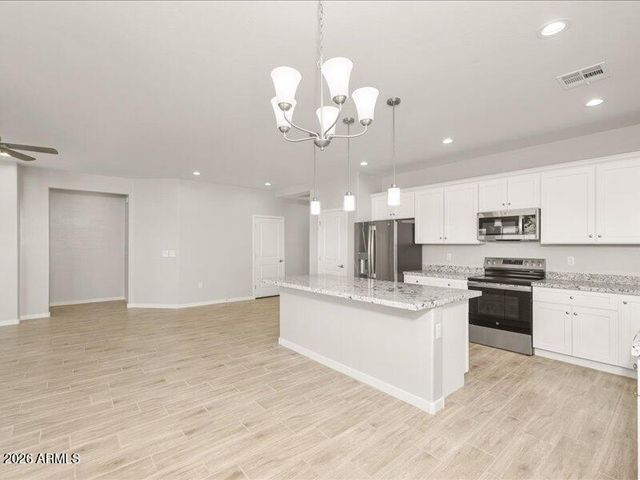 4040 N KIOHA Drive, Eloy, AZ 85131
