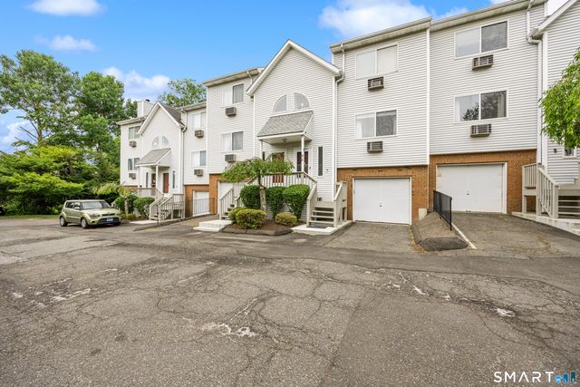 925 Oronoke Road 41D, Waterbury, CT 06708