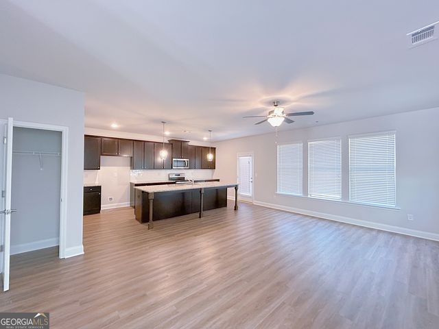 2586 Mills Commons Drive, Decatur, GA 30034