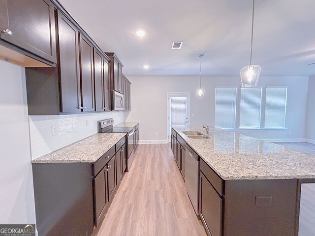 2586 Mills Commons Drive, Decatur, GA 30034
