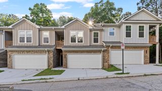 2586 Mills Commons Drive, Decatur, GA 30034