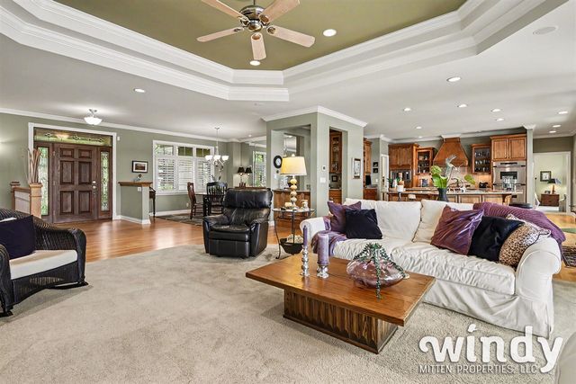 7897 Lakewood Drive, Coloma, MI 49038