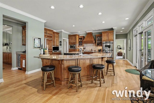 7897 Lakewood Drive, Coloma, MI 49038