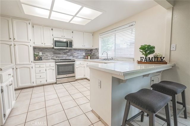 19 Sun Valley Court, Merced, CA 95348