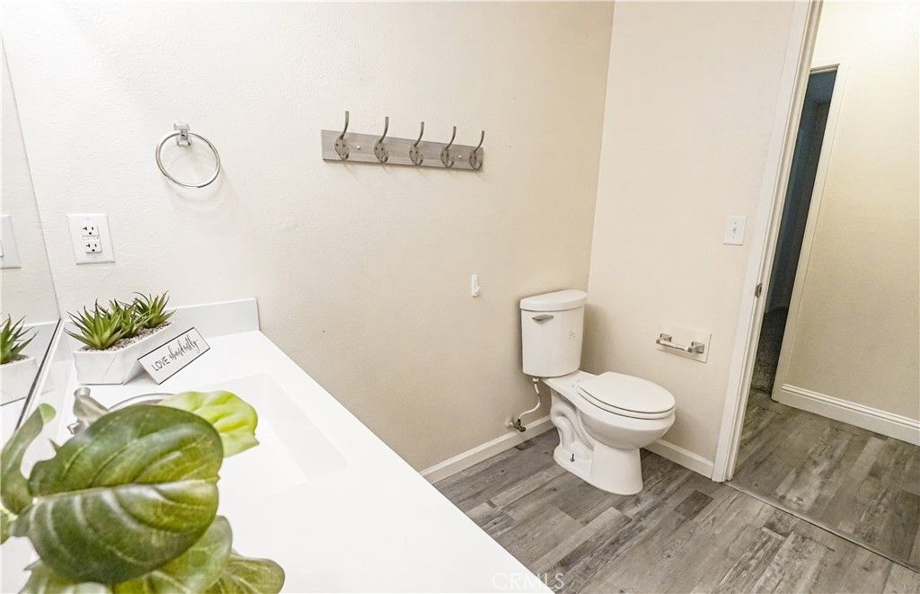 Image 11 of property listing at 19 Sun Valley Court, Merced, CA 95348