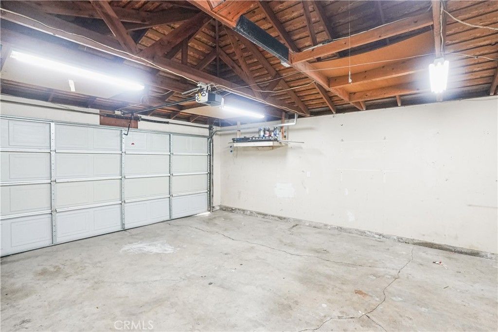 Image 12 of property listing at 19 Sun Valley Court, Merced, CA 95348