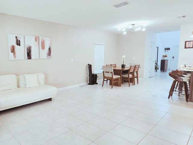 2739 GENTLE RAIN DRIVE, Davenport, FL 33837