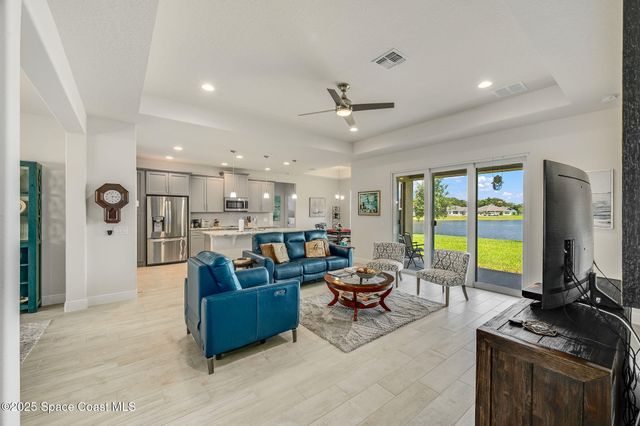 2003 Killian Drive NE, Palm Bay, FL 32905