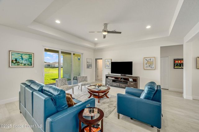 2003 Killian Drive NE, Palm Bay, FL 32905