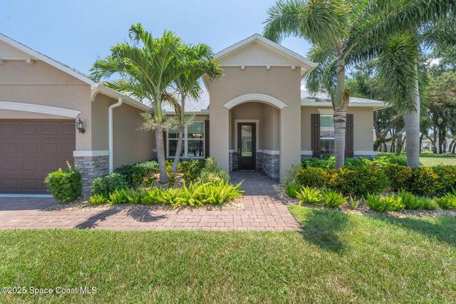 2003 Killian Drive NE, Palm Bay, FL 32905