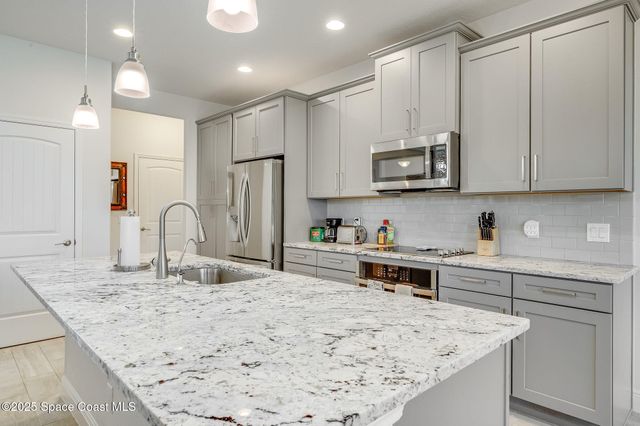 2003 Killian Drive NE, Palm Bay, FL 32905