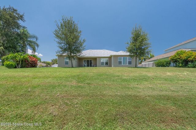 2003 Killian Drive NE, Palm Bay, FL 32905