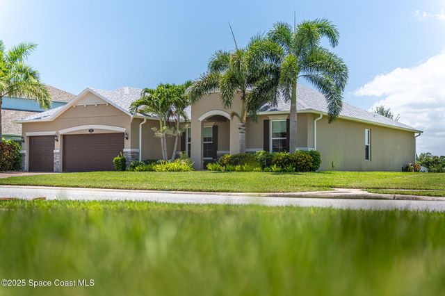 2003 Killian Drive NE, Palm Bay, FL 32905
