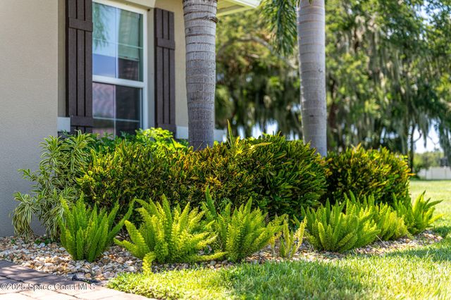 2003 Killian Drive NE, Palm Bay, FL 32905