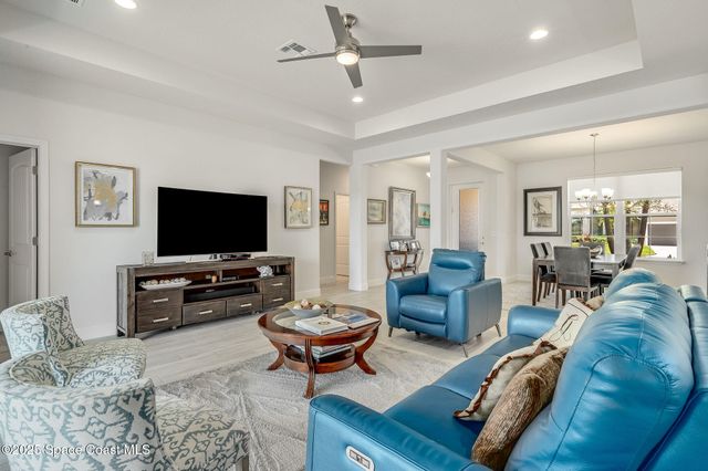 2003 Killian Drive NE, Palm Bay, FL 32905