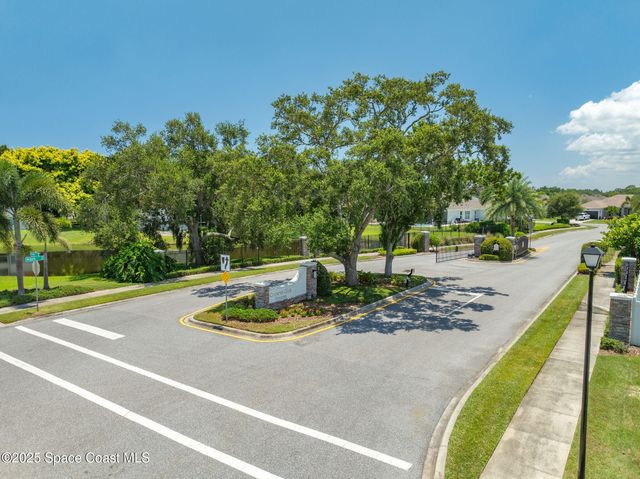 2003 Killian Drive NE, Palm Bay, FL 32905
