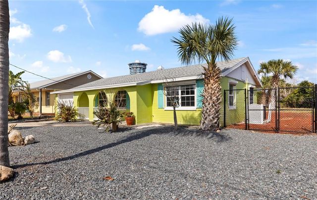 2711 DACH AVENUE, Daytona Beach Shores, FL 32118