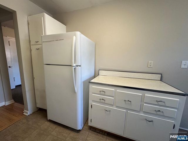 2200 Center Avenue E7, Fort Lee, NJ 07024