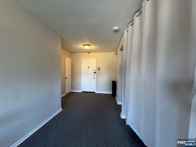 2200 Center Avenue E7, Fort Lee, NJ 07024