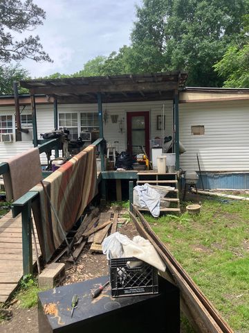 28 West Street, Conway, AR 72032