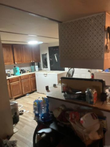 28 West Street, Conway, AR 72032
